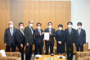 北京冬季五輪への外交ボイコット 岸田首相に申し入れ