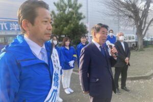 橋爪洋介県議候補の応援に高崎市に