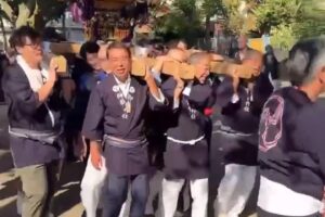 板橋でも秋祭りが始まりました。