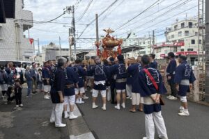 上板橋氷川講での神輿祭り、防災フェア