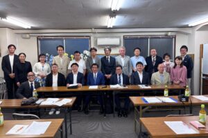 板橋の自民党議員団を中心に、皇室の勉強会を開催