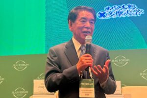 済州平和フォーラムに参加