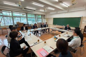 高島二小と上板橋4小の視察