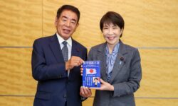 保守団結の会の100人の国会議員が共著の本を出版